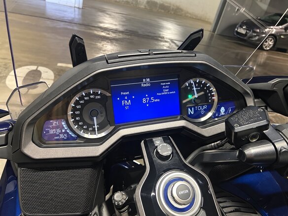 2020 Honda GL 1800 Gold Wing, синий, 2550000 рублей - вид 10