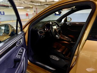 2014 Porsche Macan Turbo I, бежевый, 2100000 рублей, вид 5
