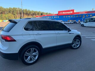 2017 Volkswagen Tiguan II, белый, 2150000 рублей, вид 3