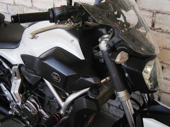 2015 Yamaha MT-07 (FZ-07), белый - вид 13