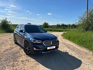 2020 BMW X1 20i xDrive II (F48) Рестайлинг, синий, 3850000 рублей, вид 1