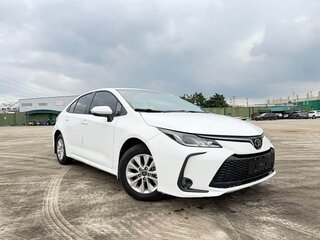 2023 Toyota Corolla Sporty XII (E210) Рестайлинг, белый, 1780000 рублей, вид 3