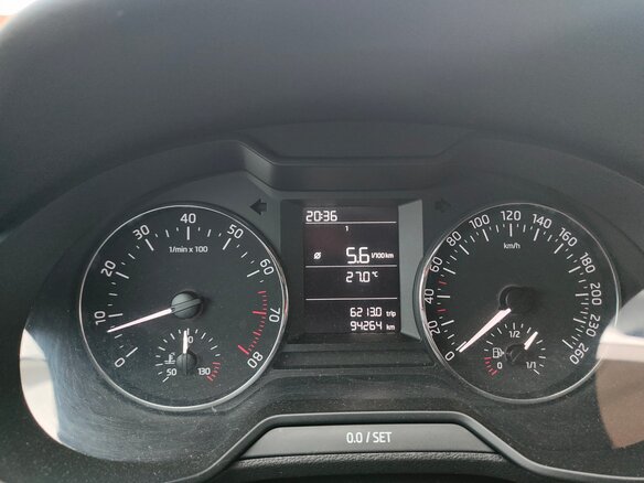 2014 Skoda Octavia III (A7), серебристый, 1060000 рублей - вид 3