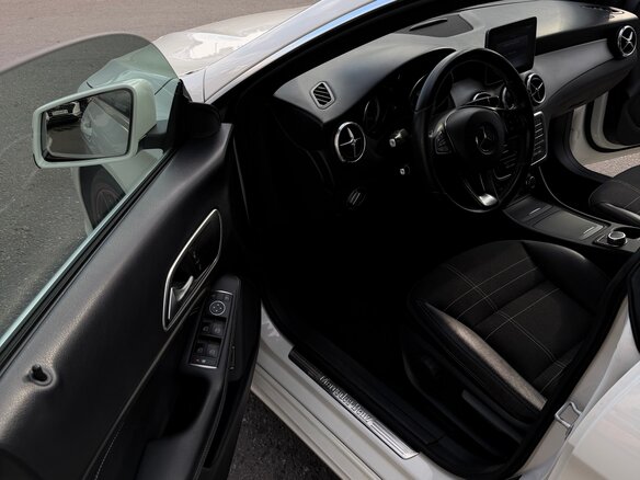 2015 Mercedes-Benz CLA 200 I (C117, X117), белый, 1680000 рублей - вид 9