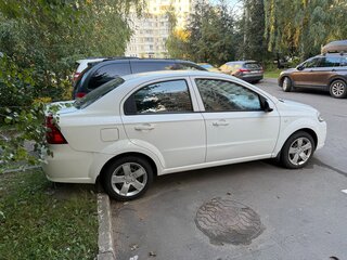 2011 Chevrolet Aveo I Рестайлинг, белый, 690000 рублей, вид 5