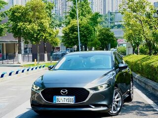 2023 Mazda 3 Axela IV (BP), серый, 1460000 рублей, вид 2