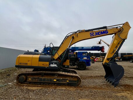 2023 XCMG XE225DN, золотистый, 9124125 рублей, вид 4