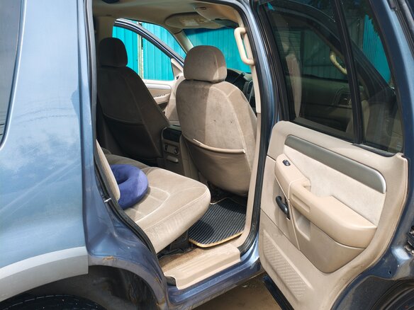 2002 Ford Explorer III, серый, 650000 рублей - вид 28