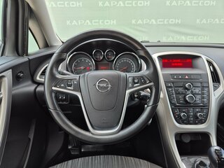2010 Opel Astra J, чёрный, 745000 рублей, вид 5