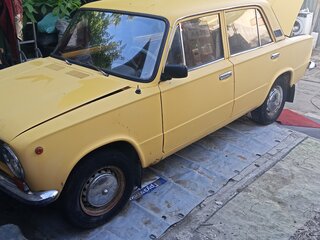 1981 Lada (ВАЗ) 21011, жёлтый, 100000 рублей, вид 3