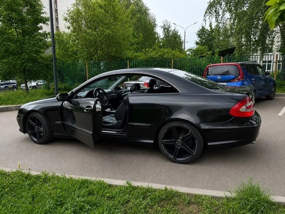2003 Mercedes-Benz CLK-Класс 240 II (W209), чёрный, 750000 рублей - вид 5