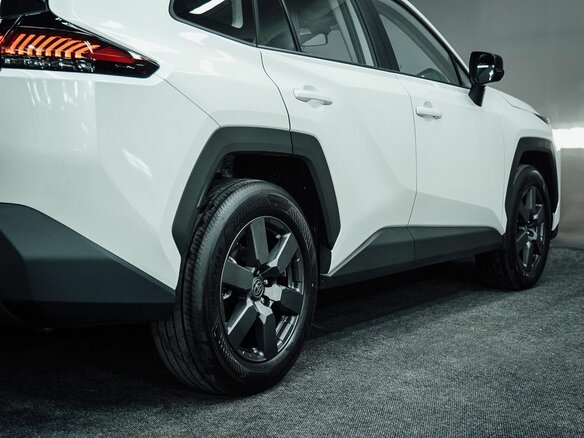 2026 Toyota RAV4 VI (XA60), белый, 4250000 рублей - вид 11