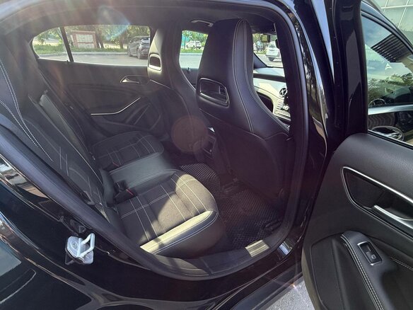 2014 Mercedes-Benz GLA 180 I (X156), чёрный, 1360000 рублей - вид 5
