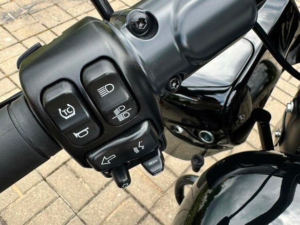 2023 Harley-Davidson Road Glide, чёрный, 2100000 рублей - вид 2