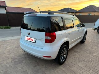 2016 Skoda Yeti I Рестайлинг, белый, 1075000 рублей, вид 3