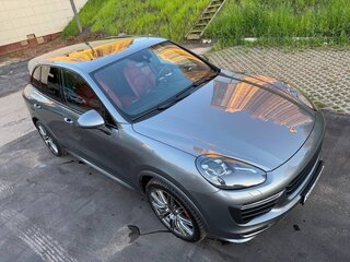 2017 Porsche Cayenne GTS II Рестайлинг (958), серый, 6500000 рублей, вид 5