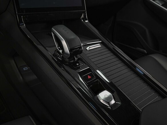 2023 Geely Boyue Cool, зелёный - вид 11