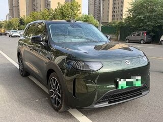 2026 Leapmotor A10 53 kWh, зелёный, 2000000 рублей, вид 1