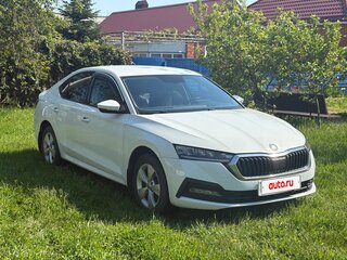 2021 Skoda Octavia IV (A8), белый, 1720000 рублей, вид 3