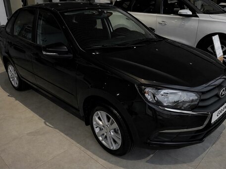 2026 Lada (ВАЗ) Granta I Рестайлинг, чёрный, 1110000 рублей, вид 2