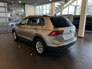 2020 Volkswagen Tiguan II Рестайлинг, коричневый, 2979000 рублей, вид 5