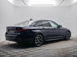 2020 BMW 5 серии 520i VII (G30/G31/G38) Рестайлинг, чёрный, 4129000 рублей, вид 5