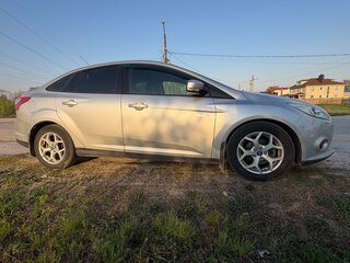 2011 Ford Focus III, серебристый, 710000 рублей, вид 4