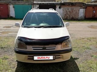1999 Toyota Raum I, белый, 390000 рублей, вид 1