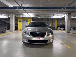 2011 Skoda Octavia DSG7 II (A5) Рестайлинг, серый, 765000 рублей, вид 3
