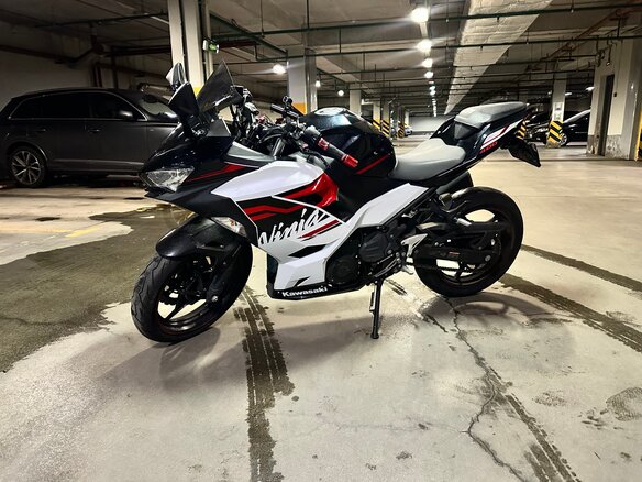 2019 Kawasaki Ninja 400, белый, 550000 рублей - вид 2