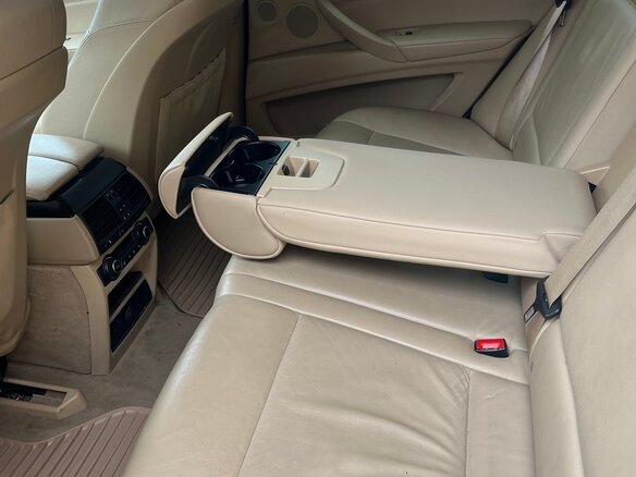 2010 BMW X5 30i II (E70), белый, 1550000 рублей - вид 13
