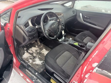 2016 Kia Ceed II Рестайлинг, красный, 780000 рублей, вид 3