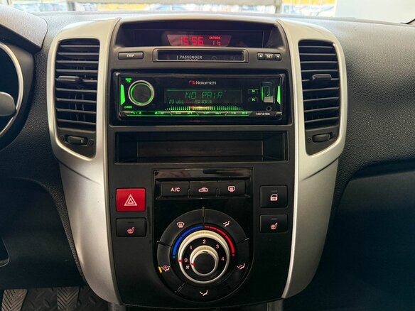 2011 Kia Venga 5-speed I, белый, 647000 рублей - вид 9
