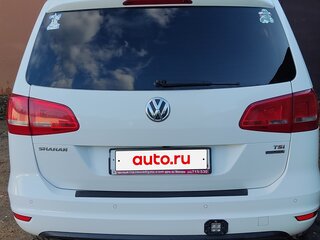 2013 Volkswagen Sharan II, белый, 1400000 рублей, вид 3