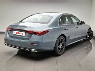 2024 Mercedes-Benz E-Класс 200 VI (W214, S214), зелёный, 6880000 рублей, вид 3