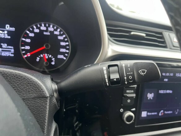 2021 Kia Rio IV Рестайлинг, белый, 1849000 рублей - вид 17