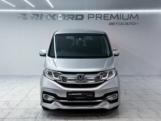 2015 Honda Stepwgn Spada V, серый, 1869000 рублей, вид 4