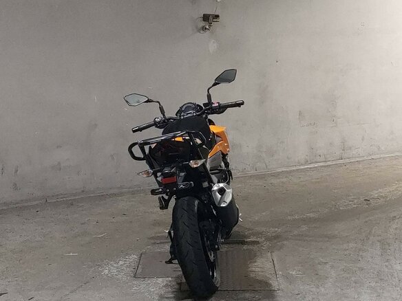2020 Kawasaki Z 400, чёрный - вид 3