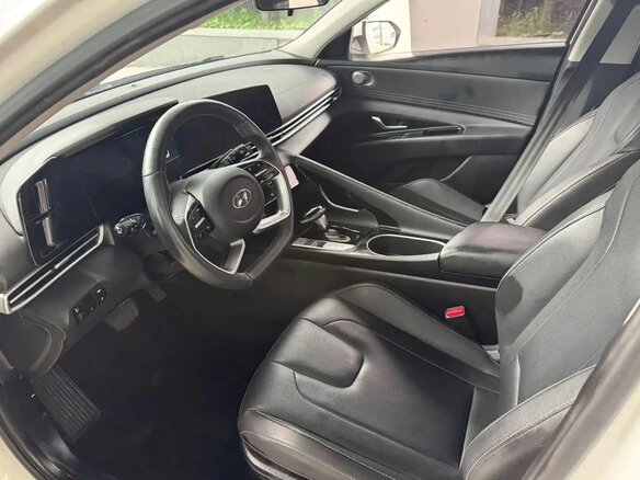 2022 Hyundai Elantra VII (CN7), белый, 1700000 рублей - вид 7