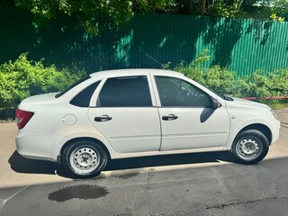 2014 Lada (ВАЗ) Granta I, белый, 400000 рублей, вид 3
