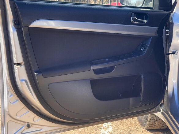 2011 Mitsubishi Lancer X Рестайлинг, серебристый, 629000 рублей - вид 14