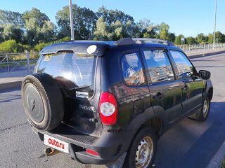 2010 Chevrolet Niva I Рестайлинг, чёрный, 189000 рублей, вид 5