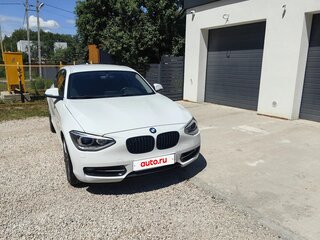 2012 BMW 1 серии 118i II (F20/F21), белый, 1150000 рублей, вид 4