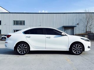 2022 Kia K3 II (China Market), белый, 1220000 рублей, вид 4