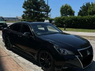 2016 Toyota Crown XIV (S210) Рестайлинг, чёрный, 2800000 рублей, вид 4