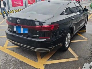 2022 Volkswagen Passat B8 Рестайлинг, чёрный, 1417000 рублей, вид 3
