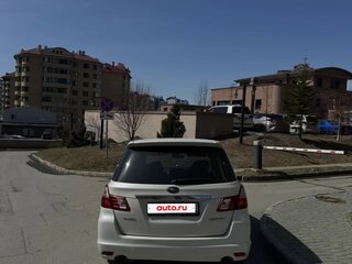 2011 Subaru Exiga, белый, 910000 рублей, вид 3