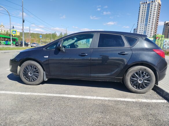 2011 Opel Astra J, чёрный, 630000 рублей - вид 7
