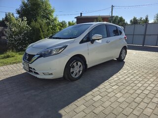 2017 Nissan Note II Рестайлинг, белый, 810000 рублей, вид 4