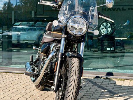 2026 Royal Enfield Meteor, чёрный, 528000 рублей, вид 5